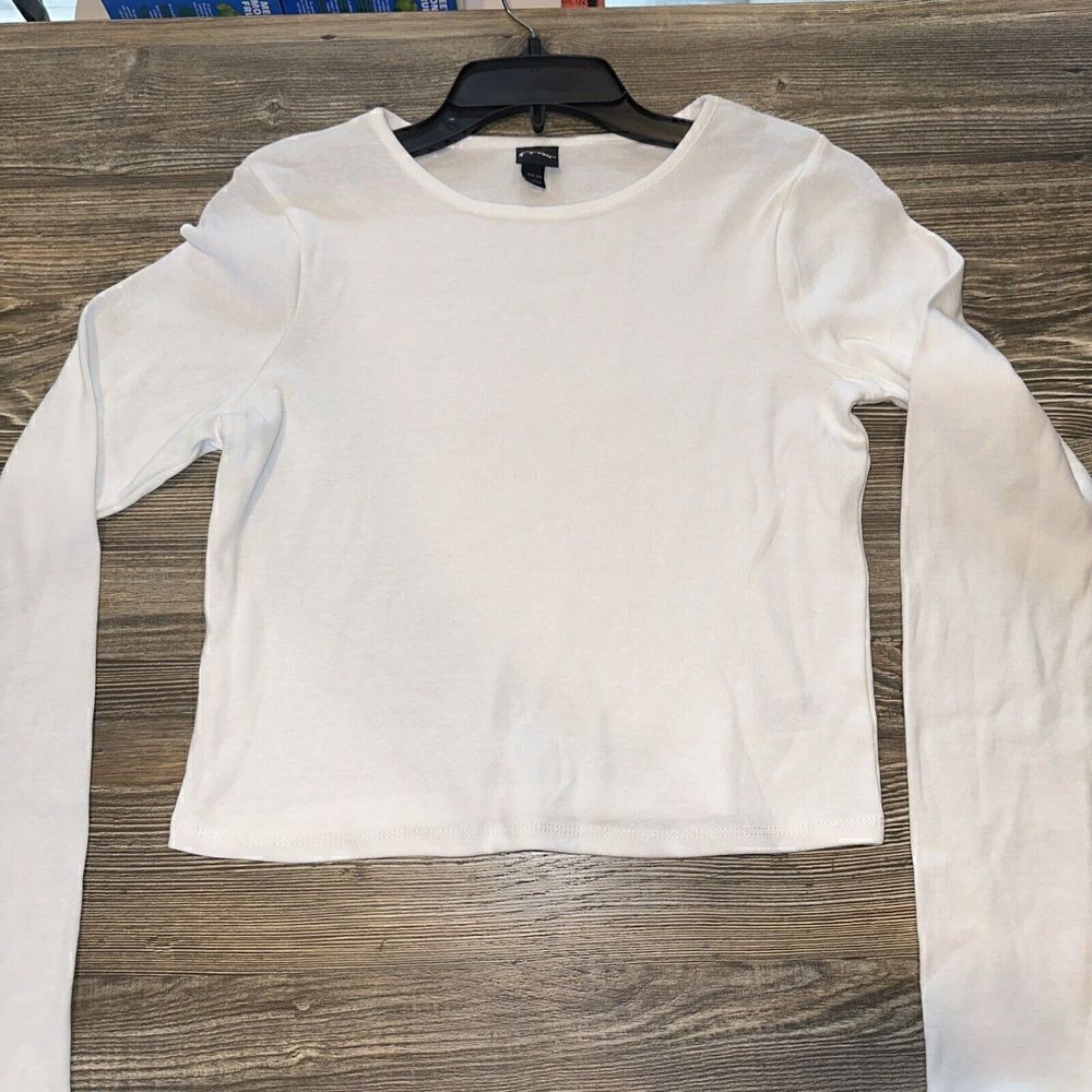 Art Class White Crop Top Long Sleeve Shirt Girls XXL 18. NWT. 3